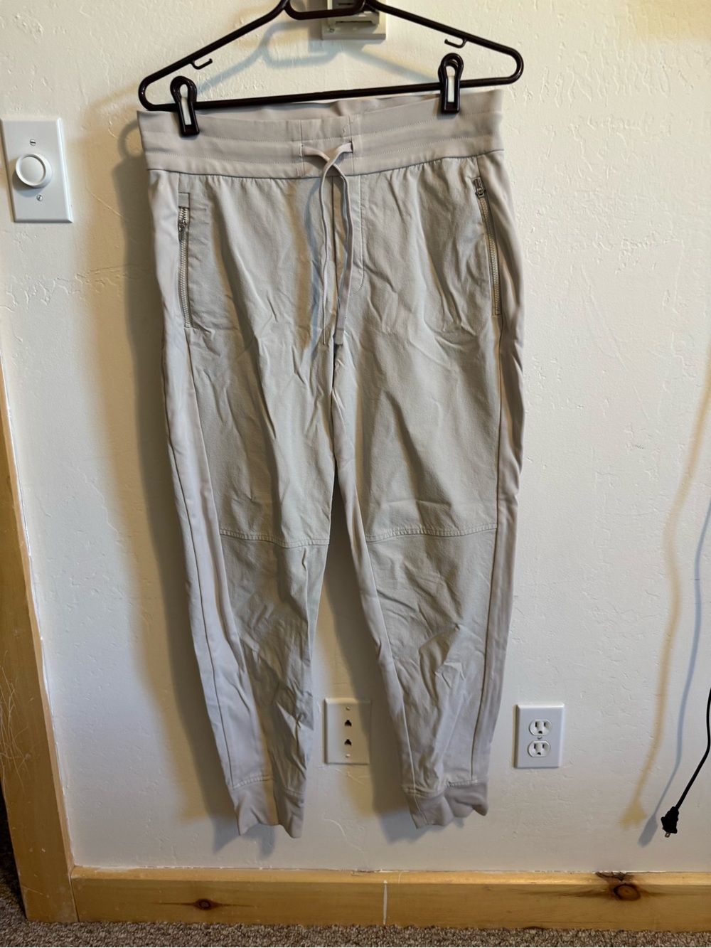 Athleta Light Beige Jogger Sweatpants with Drawstring